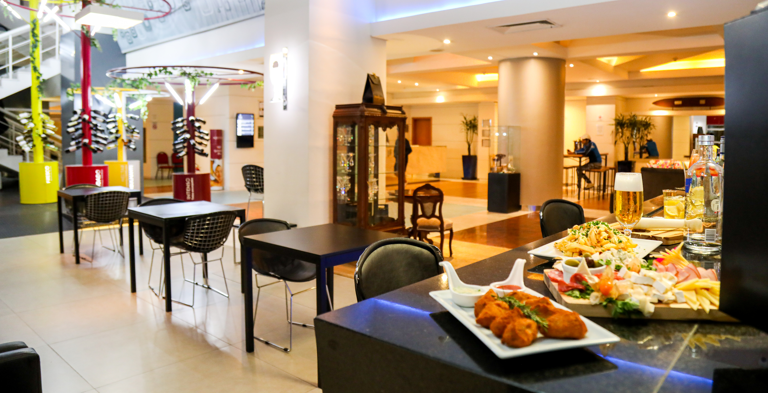 The Lobby bar at the hotel in Curitiba, Brazil, serves drinks and small snacks perfect for happy hour