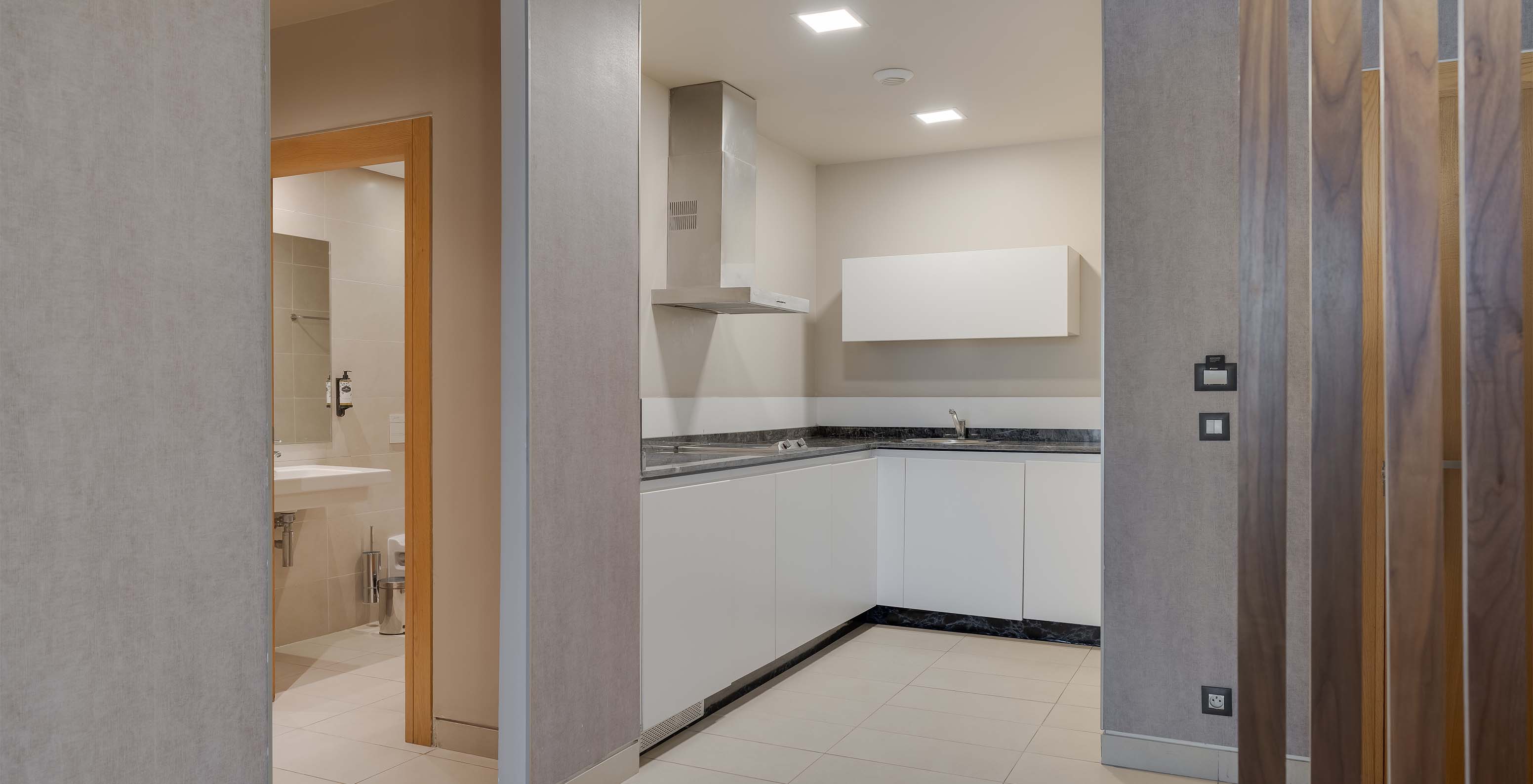 The Junior Suite at Pestana Casablanca has a small equipped kitchen in open space