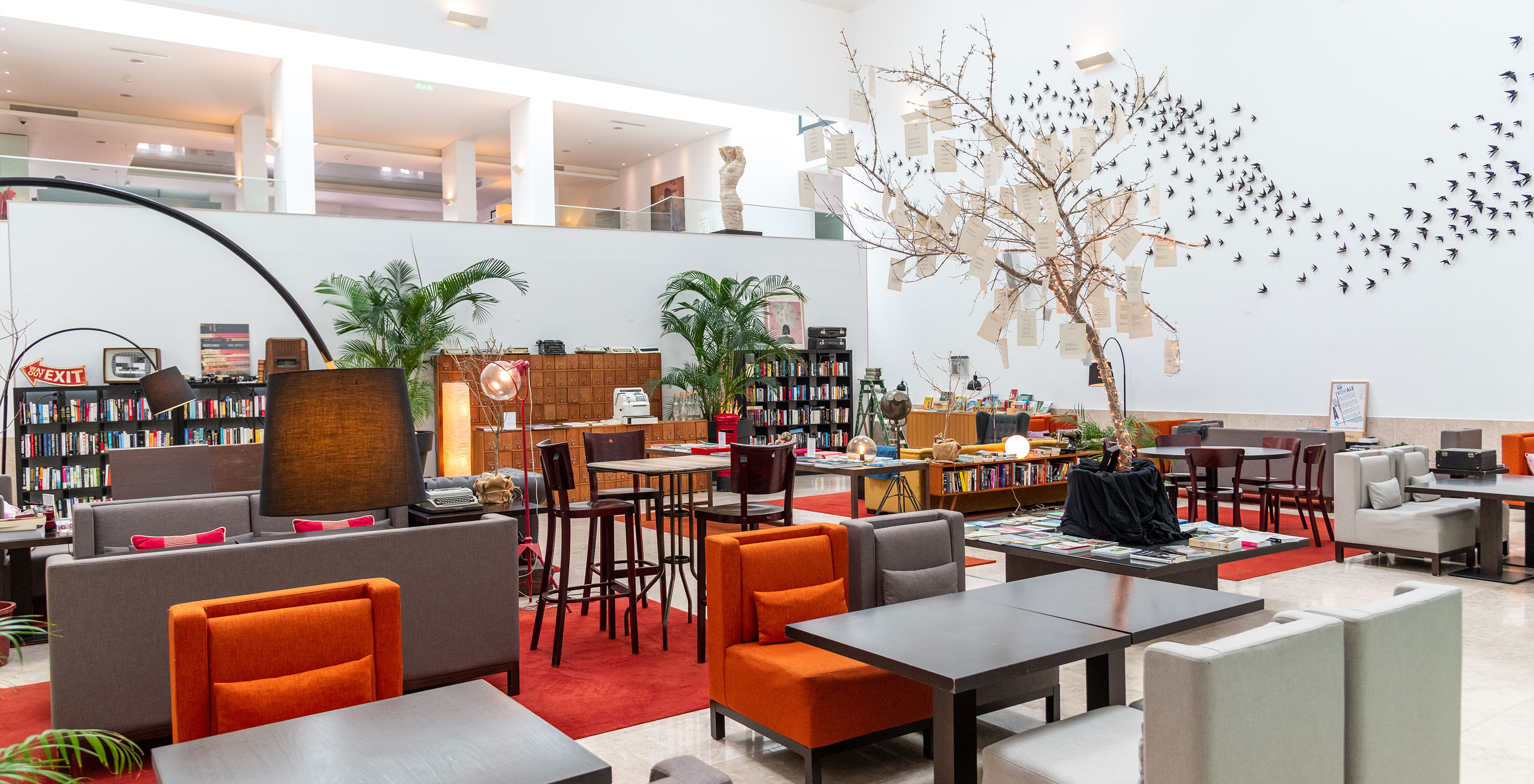 At the Chapter bar in the 5-Star Hotel in Cascais, you can sit and enjoy a drink surrounded by bookshelves